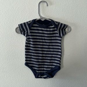 Baby clothes 0-3M